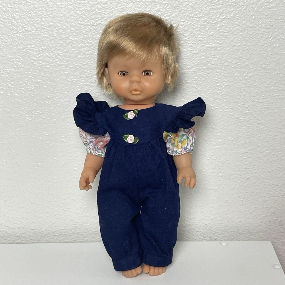 Vintage Famosa Spain 16" Baby Doll Rooted Blonde‎ Hair Sleep Eyes Vinyl Cloth